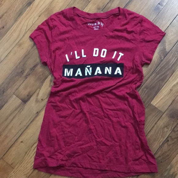 Four assorted tee shirts size small - Picture 2 of 4